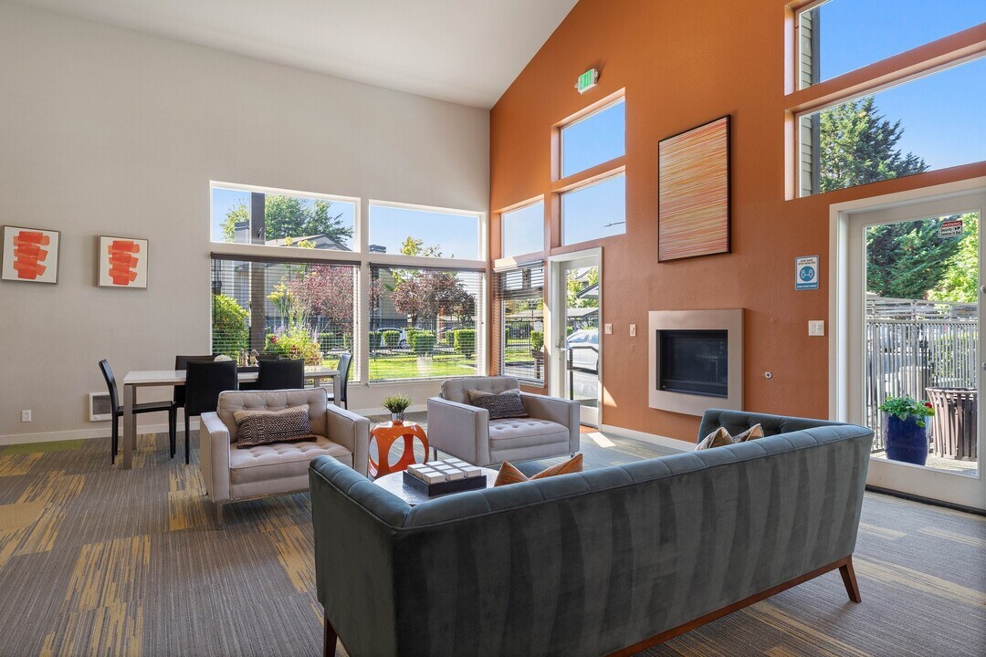 Plum Tree Park Apartments in Renton, WA - Building Photo
