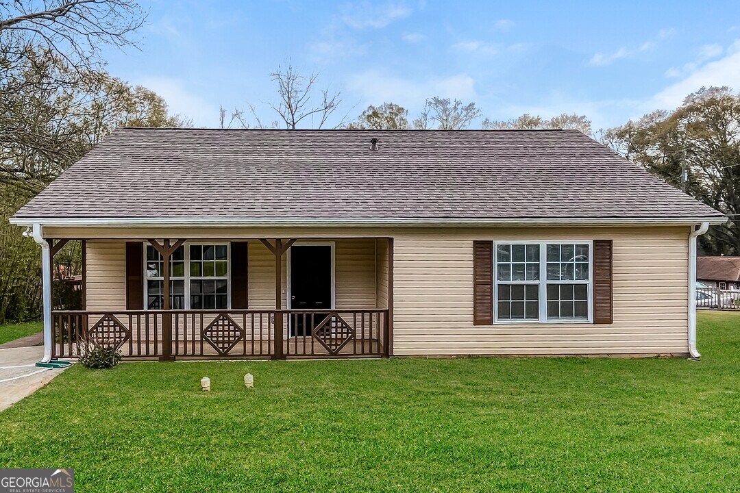 354 McArthur Dr in Marietta, GA - Building Photo