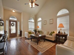 13517 Red Egret Dr in Austin, TX - Building Photo - Building Photo