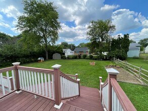 131 Mark Ln in Perrysburg, OH - Building Photo - Building Photo