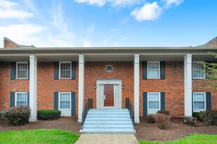 Mount Vernon in Louisville, KY - Building Photo