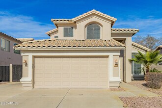 7420 W Los Gatos Dr in Glendale, AZ - Building Photo - Building Photo