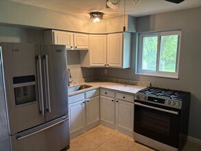 2413 Chesstal St in St. Charles, MO - Building Photo - Building Photo