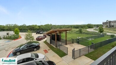 14015 Univ Pass in San Antonio, TX - Building Photo - Building Photo