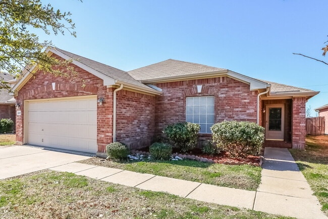 6019 Harbor Glen Dr in Dallas, TX - Building Photo - Building Photo