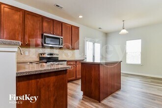 2012 Heron Pointe Dr in Whitsett, NC - Building Photo - Building Photo