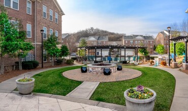 IMT Franklin Gateway in Franklin, TN - Foto de edificio - Building Photo