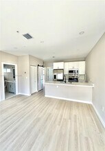 630 NE 166th St-Unit -1 in Miami, FL - Building Photo - Building Photo