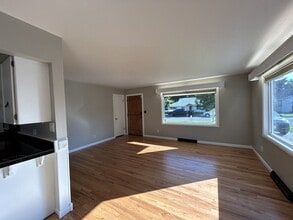 1311 E Maple Ave in Coeur d'Alene, ID - Building Photo - Building Photo
