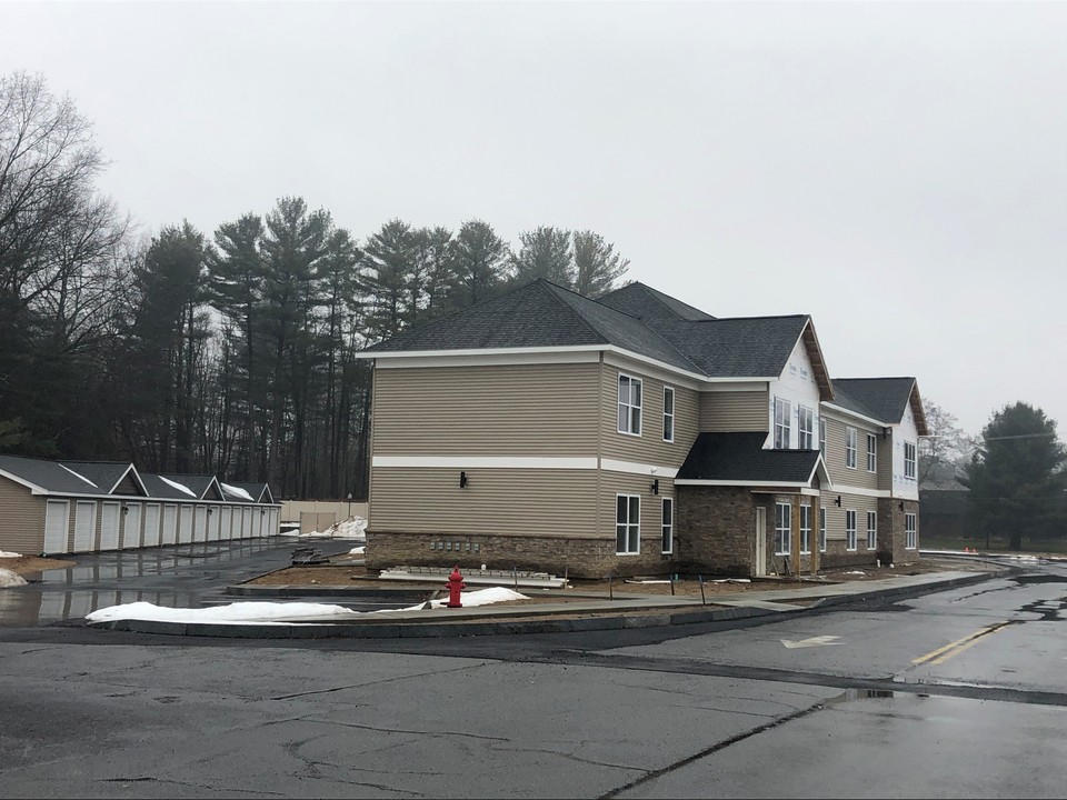 Carman Ridge Apartments in Schenectady, NY - Building Photo