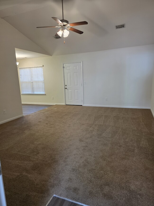 103 Five Oaks Ct in Savannah, GA - Building Photo - Building Photo