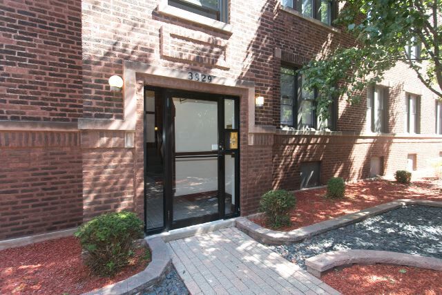 3826 N Fremont St-Unit -W2 in Chicago, IL - Building Photo