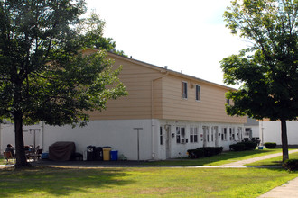 Blakely Apartments in Blakely, PA - Building Photo - Building Photo