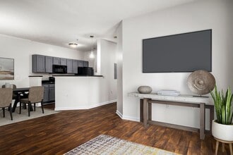 Highland Lakes Apartment Homes in Prattville, AL - Building Photo - Building Photo