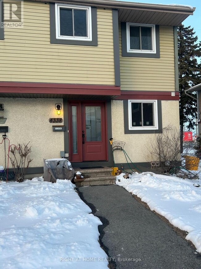 property at 4338 Meadowvale Ln