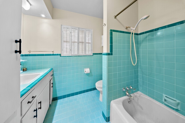 property at 4802 Kinglet St