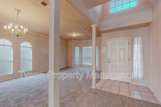 6916 La Merida Ave NE in Albuquerque, NM - Building Photo - Building Photo