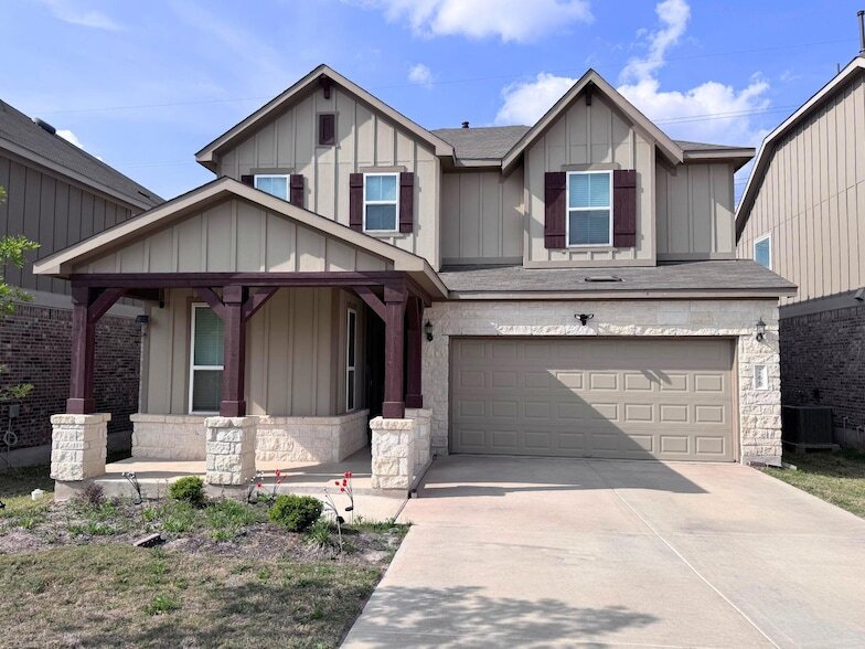 266 Sugar Cane Rd in Buda, TX - Foto de edificio