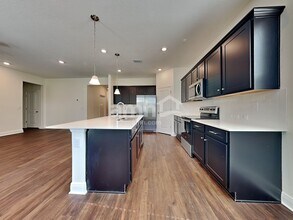 6445 Emerald Hls Wy in Wesley Chapel, FL - Building Photo - Building Photo