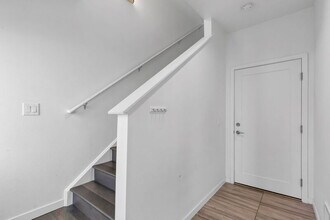 8711 E Hampden Ave in Denver, CO - Building Photo - Building Photo