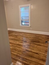 3250 Clarendon Rd, Unit 2nd Floor in Cleveland Heights, OH - Building Photo - Building Photo