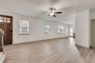 1106 Bowie Dr in Lewisville, TX - Building Photo - Building Photo