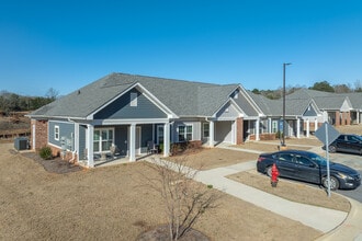 The Cottages at Baynes Creek - 55+ Community in Greensboro, GA - Foto de edificio - Building Photo