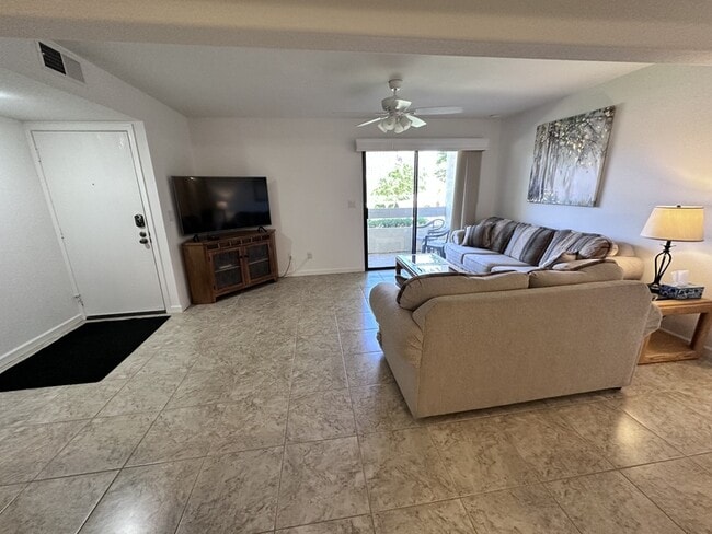 441 Moser Ave in Bullhead City, AZ - Foto de edificio - Building Photo