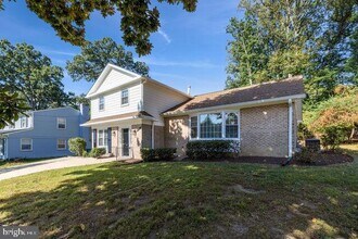 11810 Coldstream Dr in Potomac, MD - Building Photo - Building Photo
