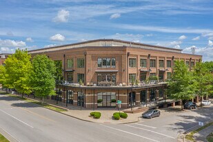 Jamison Station in Franklin, TN - Building Photo