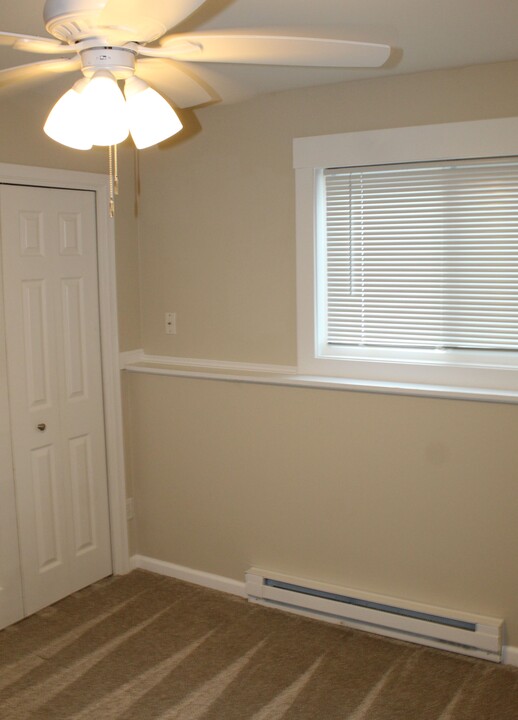 Remodeled 2 bedroom units in Clio in Clio, MI - Building Photo