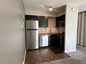 955 Eudora Street #105 in Denver, CO - Building Photo - Building Photo
