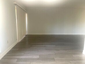 3417 Clark Rd in Sarasota, FL - Building Photo - Building Photo