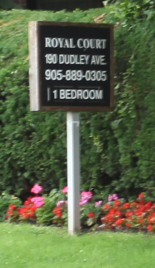 Royal Court in Markham, ON - Building Photo - Building Photo