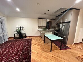 64-47 Dieterle Crescent in Queens, NY - Building Photo - Building Photo