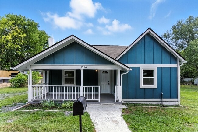 property at 1926 Dodson Ave