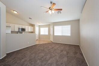 3742 St Peter Ct in North Las Vegas, NV - Building Photo - Building Photo