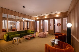 Fishtown Urby in Philadelphia, PA - Building Photo