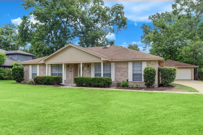 416 That Way in Lake Jackson, TX - Building Photo - Building Photo