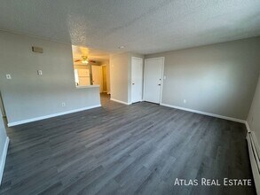 2116 Friendship Pl-Unit -3 in Colorado Springs, CO - Building Photo - Building Photo