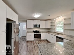 128 Brierwood Rd in Statesville, NC - Foto de edificio - Building Photo