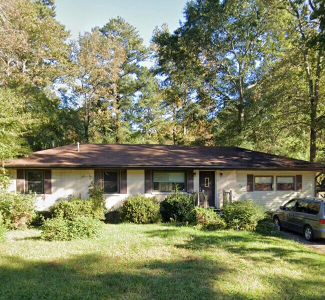 1786 Hollyhock Ter Rentals in Decatur, GA