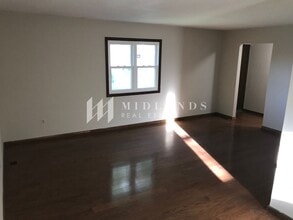 2612 S 61st Ave in Omaha, NE - Building Photo - Building Photo