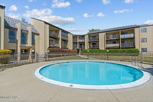 2450 Lymbery St, Unit 228 in Reno, NV - Building Photo