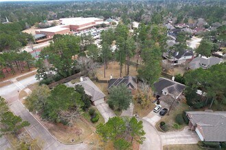 174 Queenscliff Ct in Spring, TX - Building Photo - Building Photo