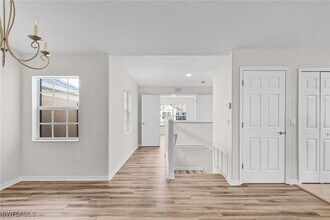 2620 Somerville Loop in Cape Coral, FL - Building Photo - Building Photo