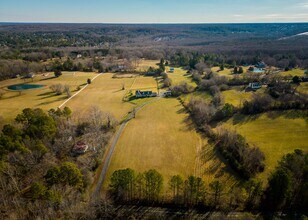 2317 Huguenot Springs Rd in Midlothian, VA - Building Photo - Building Photo