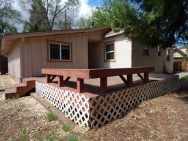 1410 North St in Susanville, CA - Building Photo