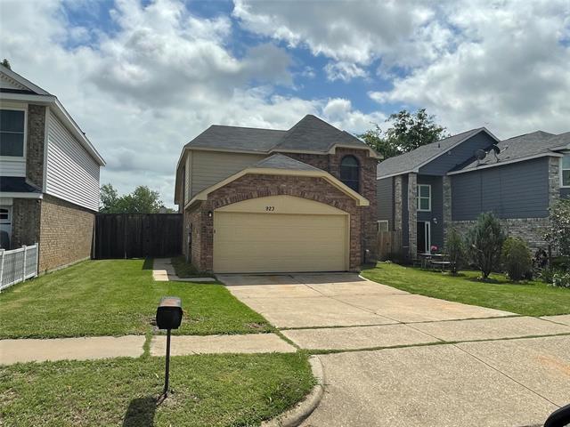 property at 923 Azalia Dr