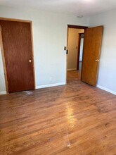 25 Shepley Dr in St. Louis, MO - Building Photo - Building Photo